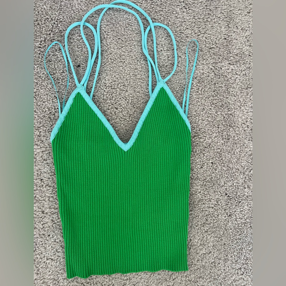 Zara Cropped Top Size Small